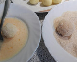 Foto del paso 5 de la receta: Bolitas de patata rellenas de queso Morbier y salchicha