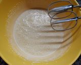 Foto del paso 2 de la receta: Budín invertido de manzana