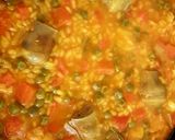 Foto del paso 2 de la receta: Arroz con alcachofa, sepia y solomillo de pavo