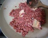 A picture of step 1 of Minced stew😋.
