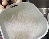 Hình bước làm 5 của món Phở xào thịt bò chuẩn vị nhà hàng