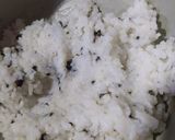 Foto langkah ke 1 dari resep Nasi Gulung Telur.