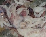 Foto langkah ke 1 dari resep Seafood saos Padang.