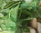 Foto langkah ke 2 dari resep Bening bayam jagung terong.