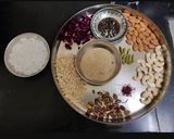 રોઝ ઠંડાઈ રેસીપી સ્ટેપ1ફોટો