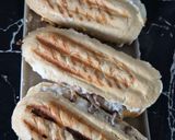 Une image de l'étape 4 de Paninis au boeuf 😀.