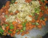 A picture of step 3 of Chinese Roll.