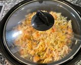 Foto del paso 5 de la receta: Pasta con rape y verduras en la Crockpot