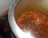 A picture of step 6 of Kashmiri rajma masala.
