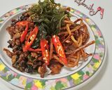 รูปขั้นตอนการทำที่ 4 ของ ปลาเส้นกรอบราดกะเพราไก่