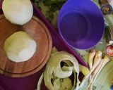 Petrezselymes karalábékrémleves, sült csípős répával recept fázis 1 fotója