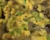 A picture of step 4 of Palak kay Pakory.