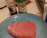 Foto langkah ke 1 dari resep Honey-Butter Baked Tuna Steak.