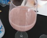 Une image de l'étape 4 de Milk-shake banane-fraise.