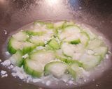 鹹蛋白炒菜瓜的食譜步驟3照片