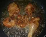 Foto langkah ke 2 dari resep Ayam goreng mentega.