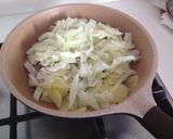 Foto del passaggio 1 della ricetta Rana pescatrice con crema di finocchio, cipollotto brasato e arancia