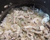 A picture of step 2 of Chicken & Mushroom Pasta.