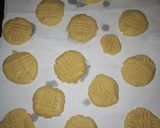 A picture of step 5 of Curstard cookies. ❤️.