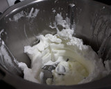 Foto del paso 1 de la receta: Bizcocho de yogur Tm5