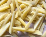 A picture of step 3 of Home made chips/Fries.