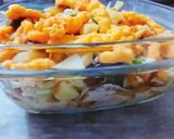 A picture of step 11 of Khatti meethi kurkury ki chaat.