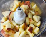 Foto del paso 2 de la receta: Budín de chocolate y frutas sin azúcar