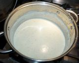 A picture of step 4 of Cream of broccoli soup.