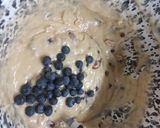 Foto del paso 3 de la receta: Budín de banana, arándanos y frutos secos