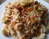 Foto del paso 4 de la receta: Fideos con verduras y pollo a la crema