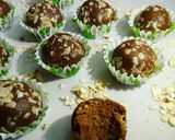 A picture of step 4 of Chocolate Oats Balls.