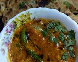 A picture of step 4 of Malai tadka with laccha paratha.