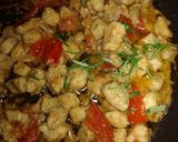 Egylábasos csirkés tészta recept fázis 2 fotója