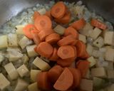 Foto del paso 5 de la receta: Lentejas de bote con verduras y especias sabor Cookpad