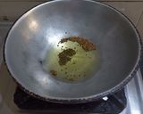 A picture of step 1 of Cauliflower mutter subji.