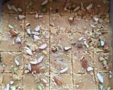 A picture of step 4 of Besan Burfi.