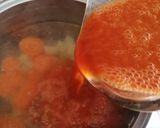 Foto del paso 3 de la receta: Caldo de pollo Tlalpeño