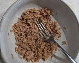 A picture of step 1 of Tuna mozzarella melt.