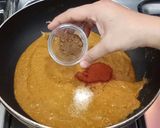 A picture of step 6 of Red Curry/Gravy Paste.