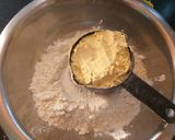 A picture of step 1 of Mathri.