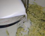 Foto del passaggio 1 della ricetta Pancakes di zucchine