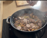 Foto del paso 4 de la receta: Butifarra con setas