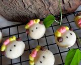 Foto langkah ke 4 dari resep Kue kering Lebaran (Sapi Cantik).