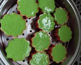 Foto langkah ke 4 dari resep Bolu Kukus Sayur (Bayam Wortel).