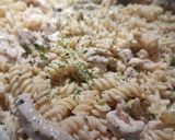 Tejszínes sajtkrémes csirkés tészta 👌 recept fázis 4 fotója