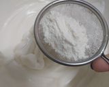 Foto del paso 3 de la receta: Budín con claras de huevo