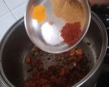 A picture of step 3 of Panch phoran Masoordal.