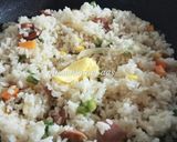 Foto langkah ke 4 dari resep Nasi Goreng Putih (NasGor ala HongKong).