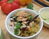 A picture of step 11 of Burmese Khowsuey.