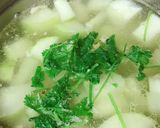 Hình bước làm 2 của món Canh bí đao nấu sườn non